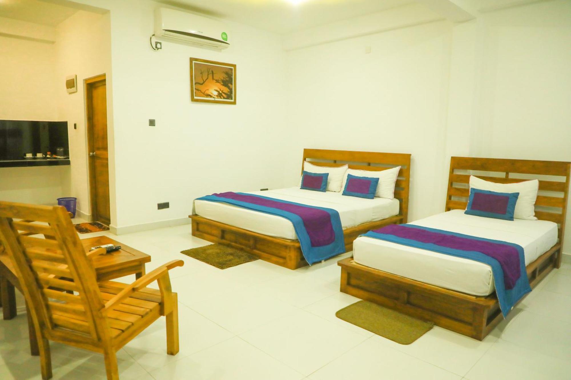 Athkandura Hotel Habarana Exterior photo