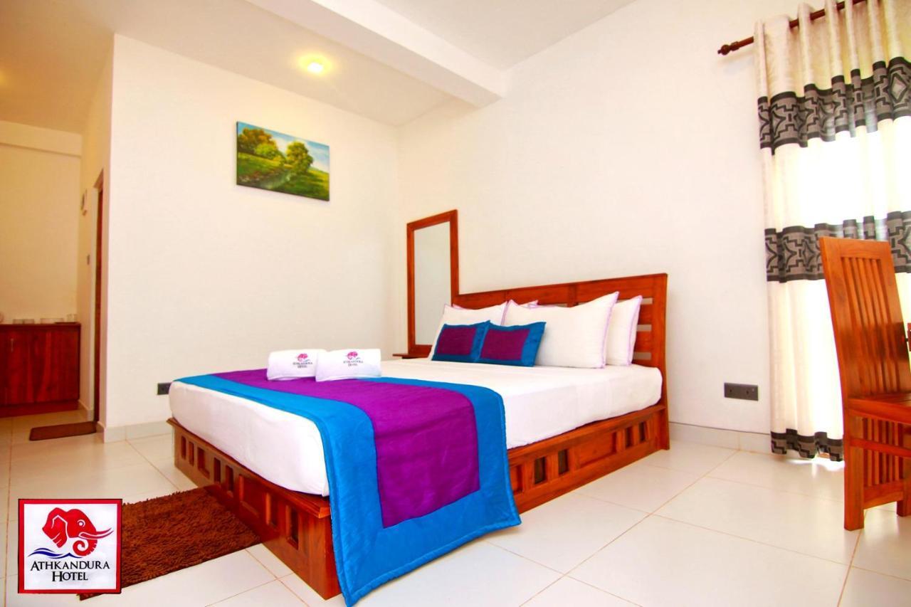 Athkandura Hotel Habarana Exterior photo