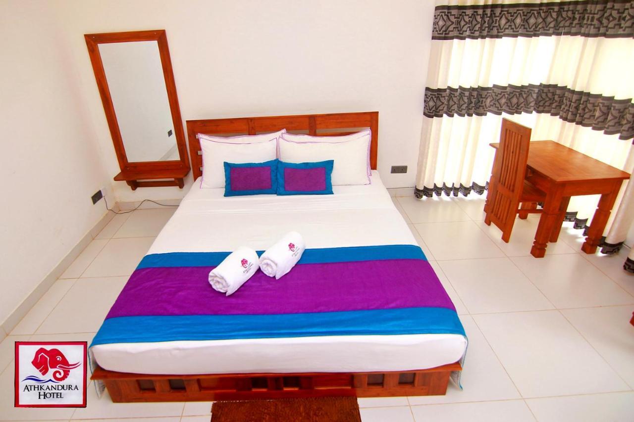 Athkandura Hotel Habarana Exterior photo