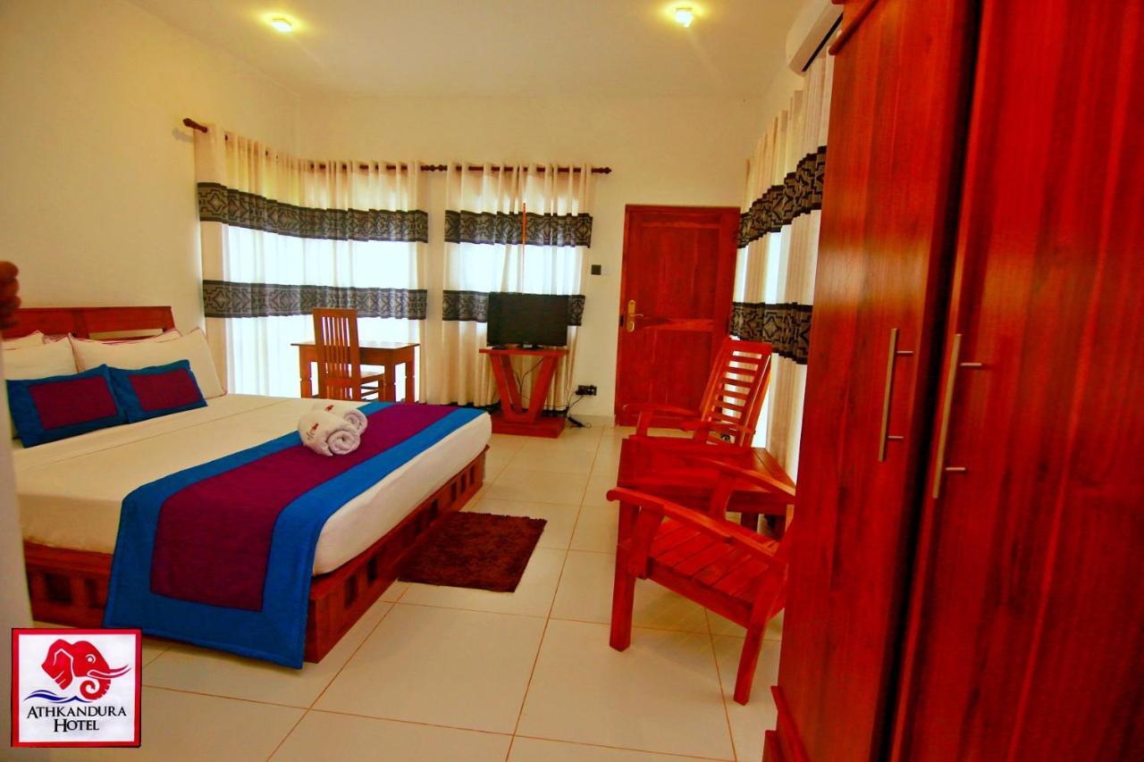 Athkandura Hotel Habarana Exterior photo